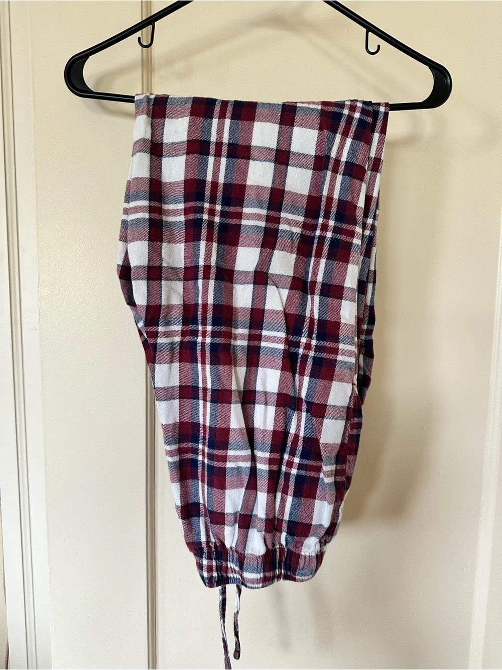 Lands' End Burgundy, Navy & Cream Plaid Flannel 2 piece PJ set